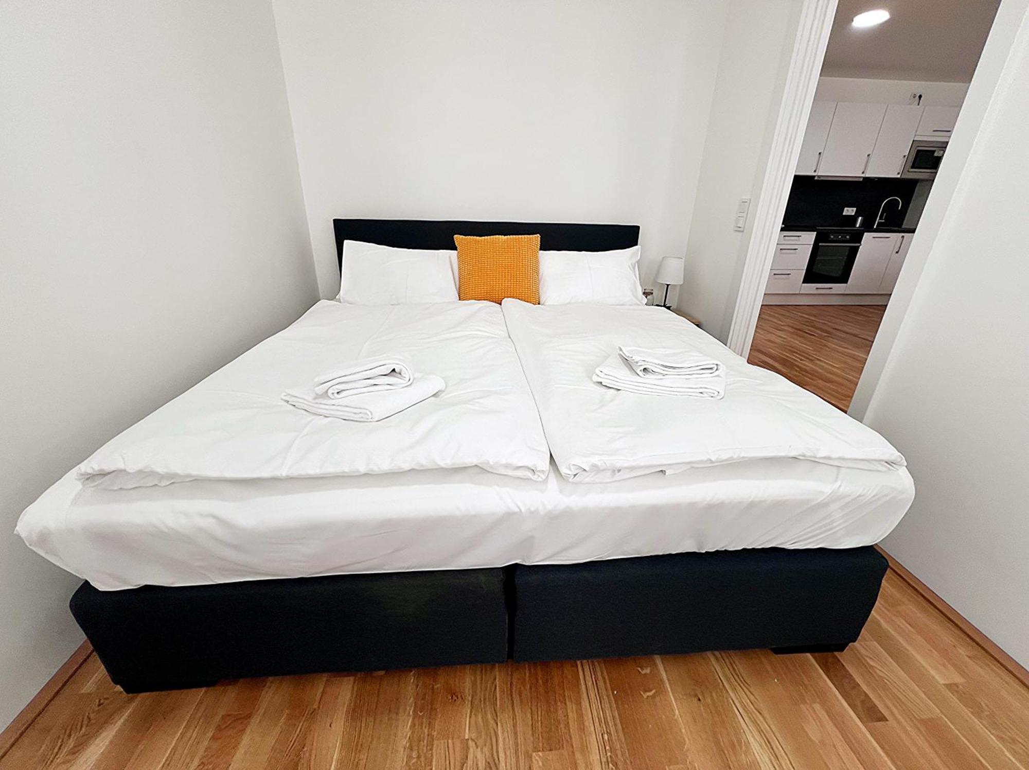 Modern, New, Next To Metro - Gg13 Apartments Vienna Viena Exterior foto