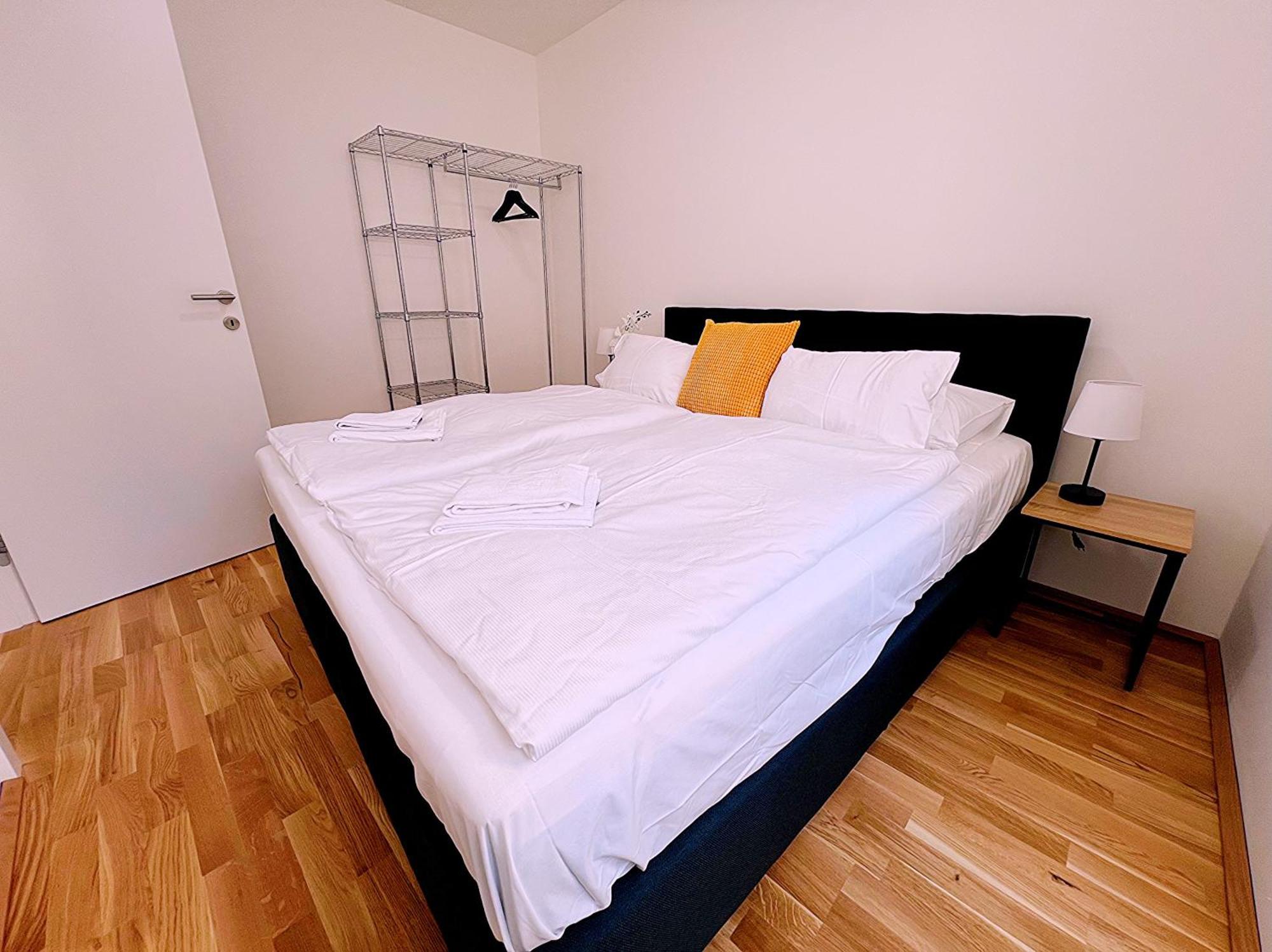 Modern, New, Next To Metro - Gg13 Apartments Vienna Viena Exterior foto